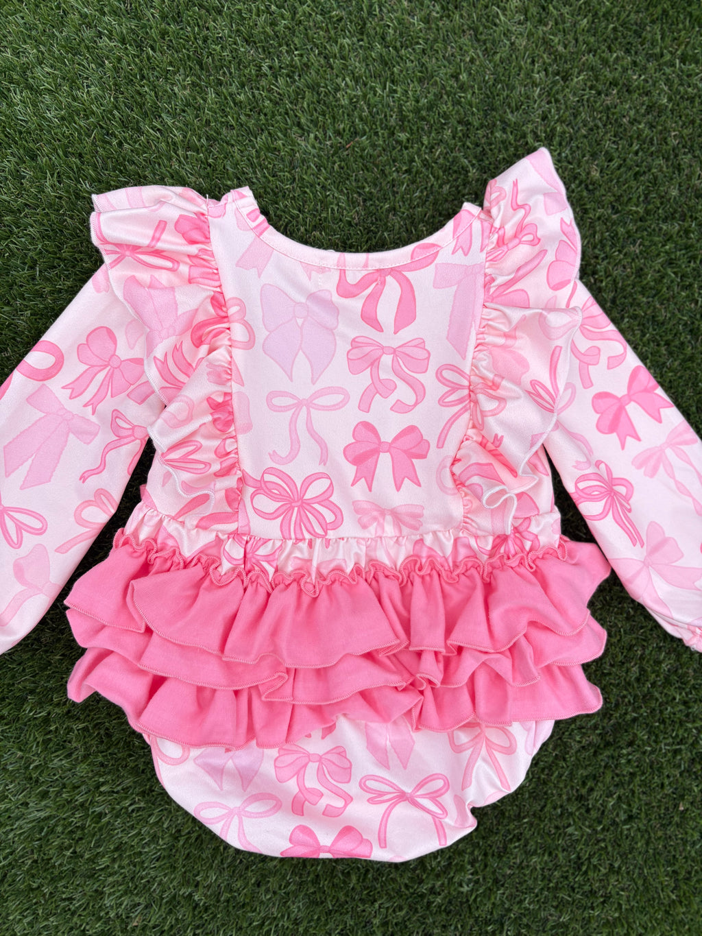 Girl's Pink Bow Ruffle Butt