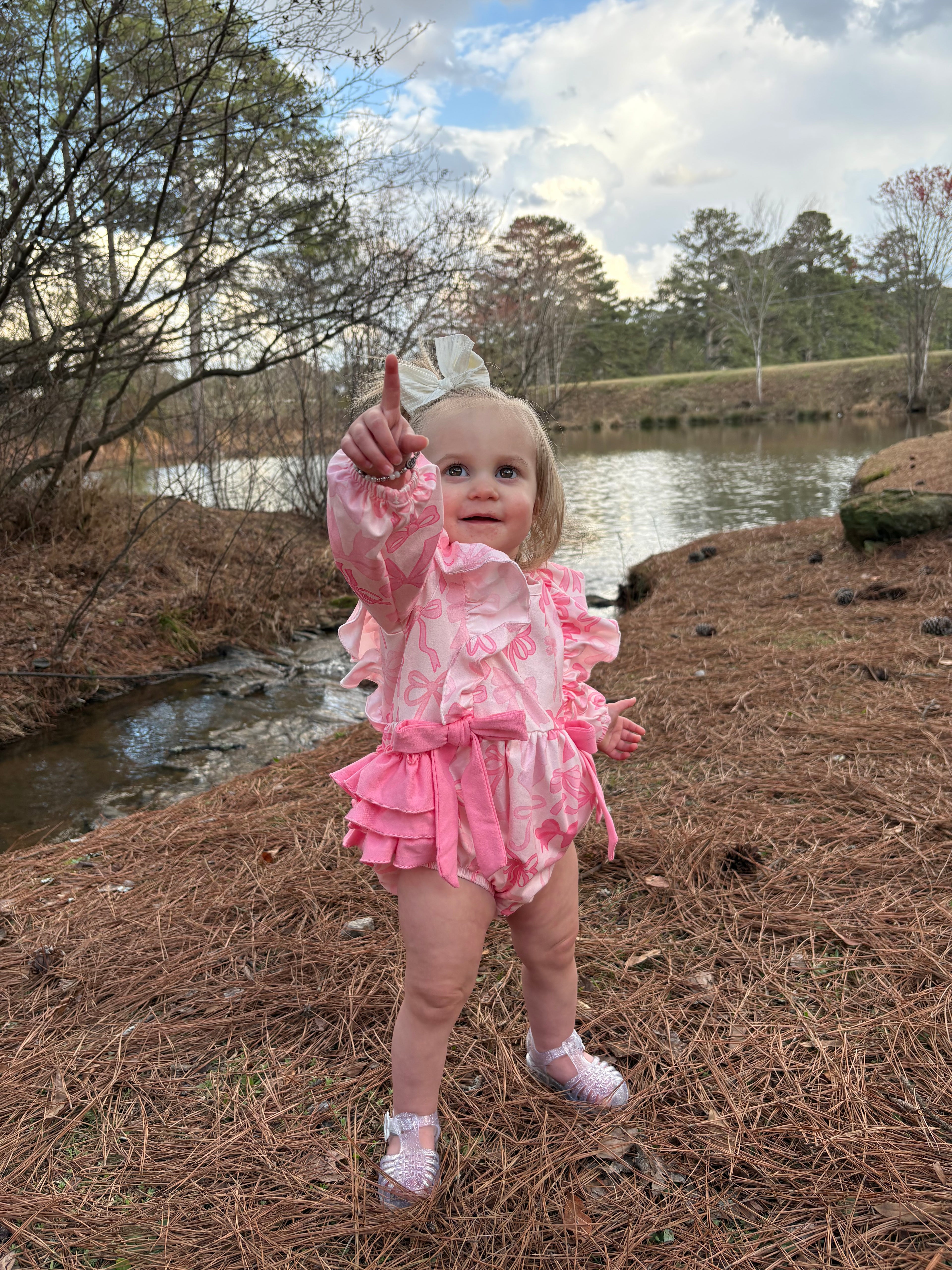 Girl's Pink Bow Ruffle Butt